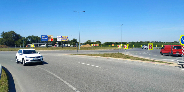 Щит 6x3,  Виїзд на Львів (коло, лівий, М12)