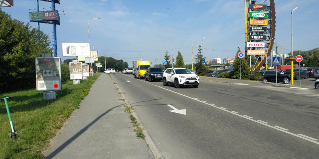 Сітілайт 1.2x1.8,  Бандери вул. 2а (біля трц Оазис) №3