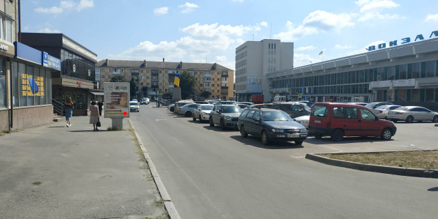 Сітілайт 1.2x1.8,  Проскурівська вул. 107 (біля ж/д вокзалу, кафе Мрія) №2