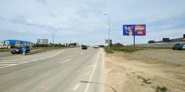 Щит 6x3,  В'їзд з Чернівців (хаб Нова Пошта, азс АМІК, H03)