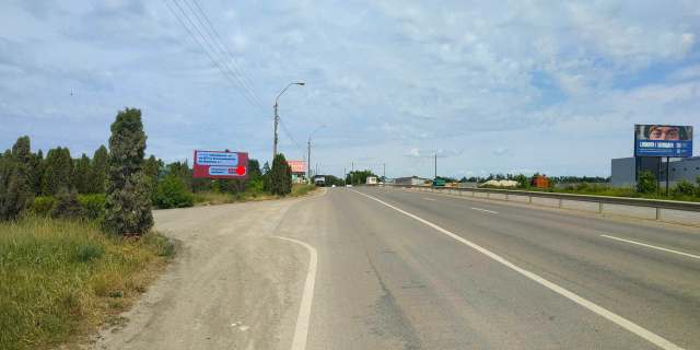 Щит 6x3,  В'їзд з Чернівців (біля тсц Караван, азс АМІК, H03) №3