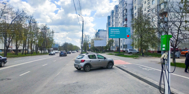 Щит 6x3,  Прибузька вул. - Свободи вул. (Укрексімбанк)