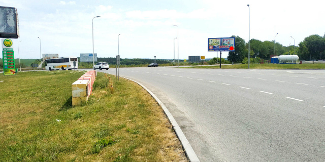 Щит 6x3,  В'їзд з Чернівців (коло, азс ANP, №3, H03-M12)