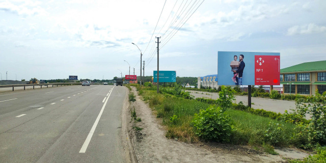 Щит 6x3,  Виїзд на Чернівці (біля тсц Караван, азс АМІК, H03) №1