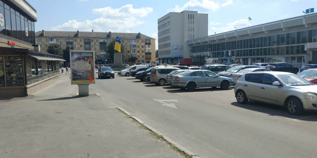 Сітілайт 1.2x1.8,  Проскурівська вул. 107 (біля ж/д вокзалу, кафе Мрія) №1