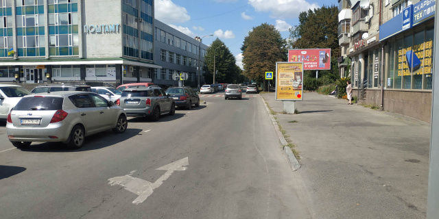 Сітілайт 1.2x1.8,  Проскурівська вул. 107 (біля ж/д вокзалу, кафе Мрія) №2