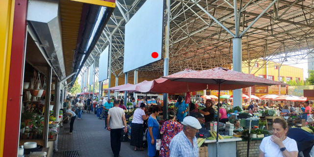 Щит 6x3,  Соборна вул.11 (центр. продринок, №5, зовн)