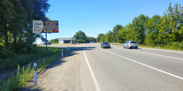 Щит 6x3,  Виїзд на Львів (с.Мацьківці, М12)